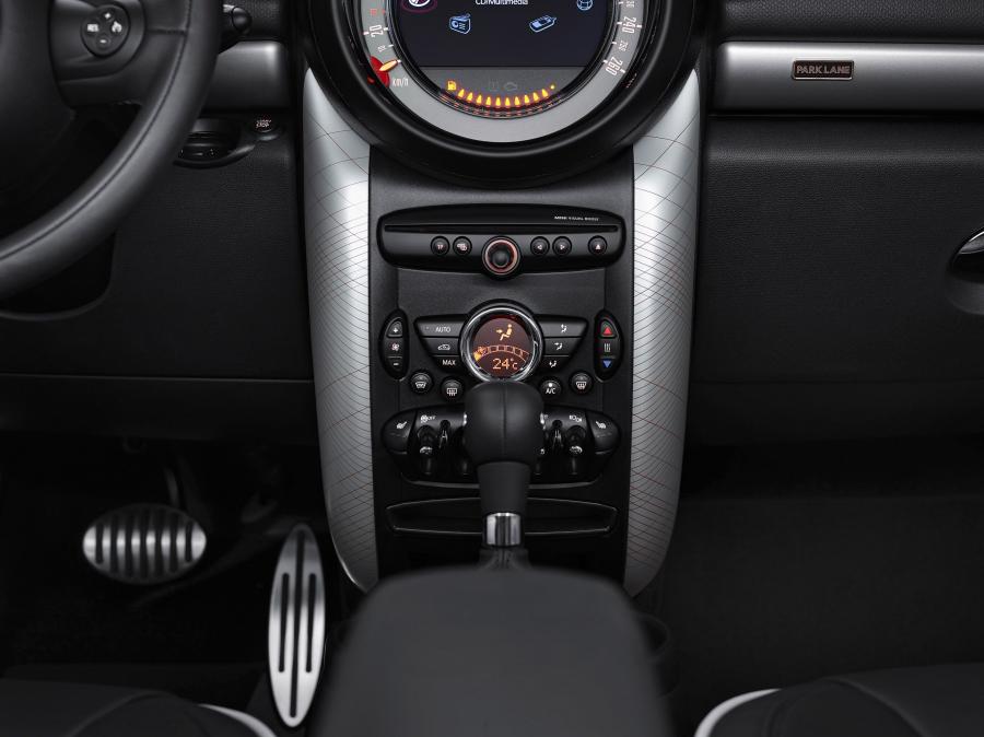  Mini Cooper Countryman Park Lane 2015 года  (фото 21 из 40)